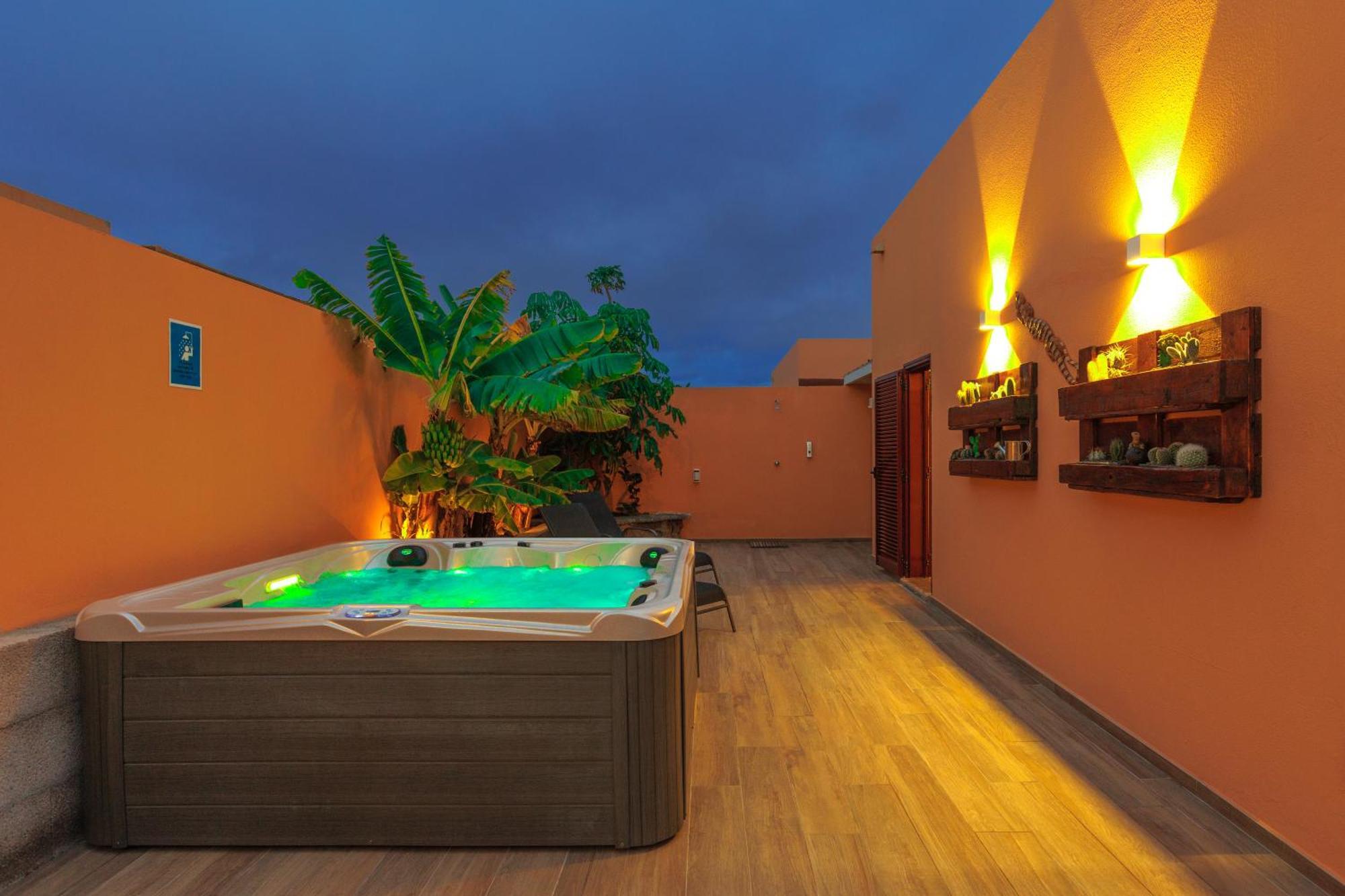 Villa Jacuzzi & Barbecue ラ・オリーバ エクステリア 写真