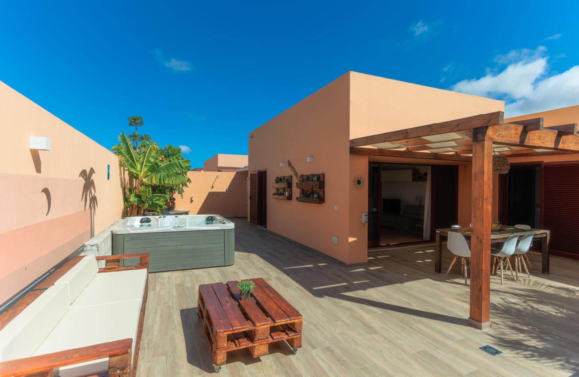 Villa Jacuzzi & Barbecue ラ・オリーバ エクステリア 写真